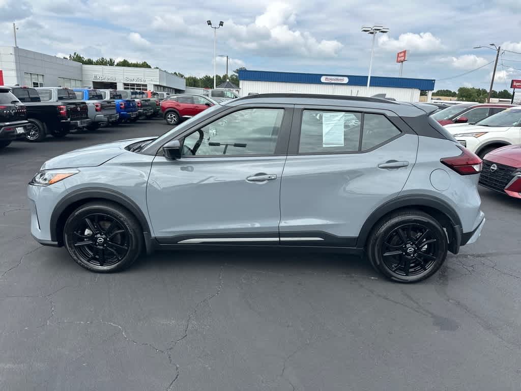 2024 Nissan Kicks SR