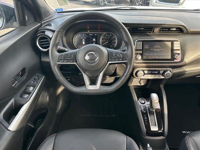 2020 Nissan Kicks SR