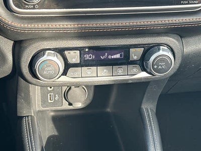 2020 Nissan Kicks SR