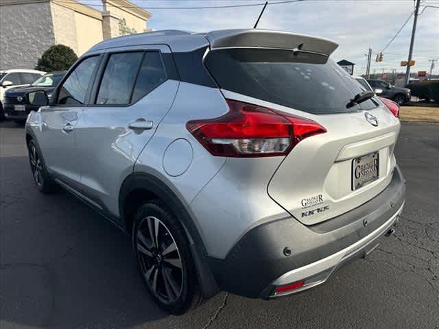 2020 Nissan Kicks SR