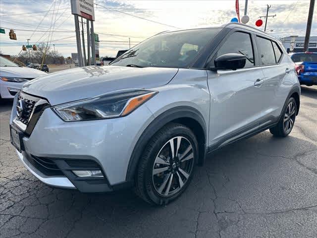 2020 Nissan Kicks SR