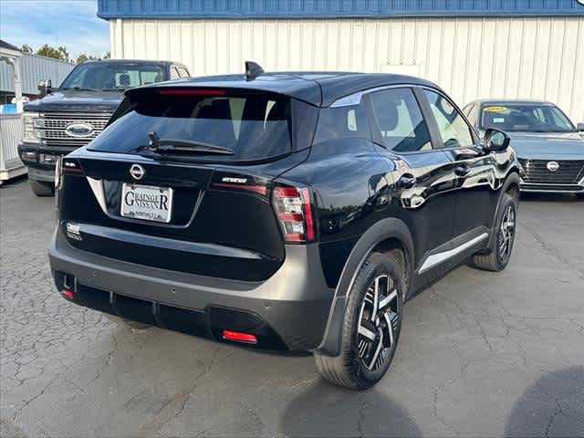 2025 Nissan Kicks SV