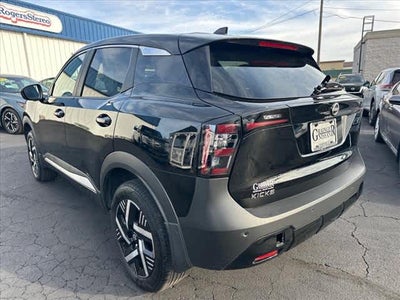 2025 Nissan Kicks SV