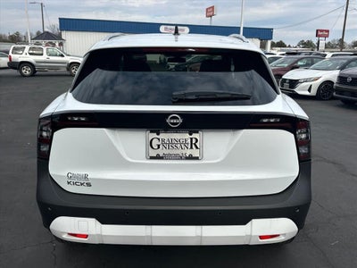 2026 Nissan Kicks SV