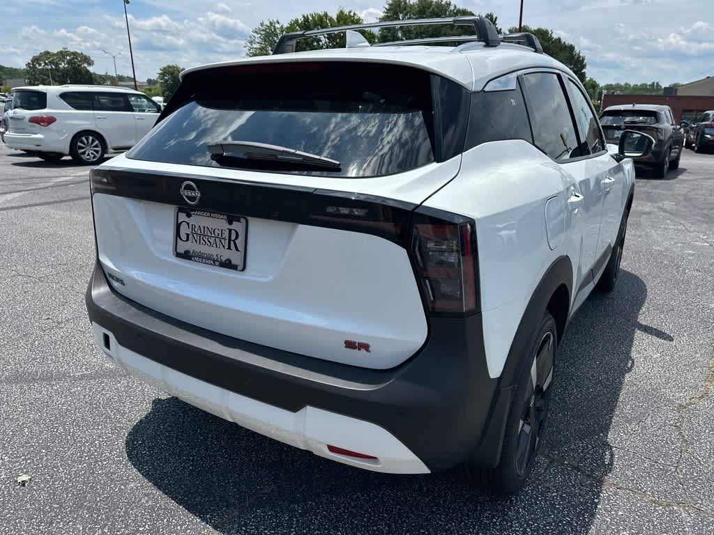 2025 Nissan Kicks SR