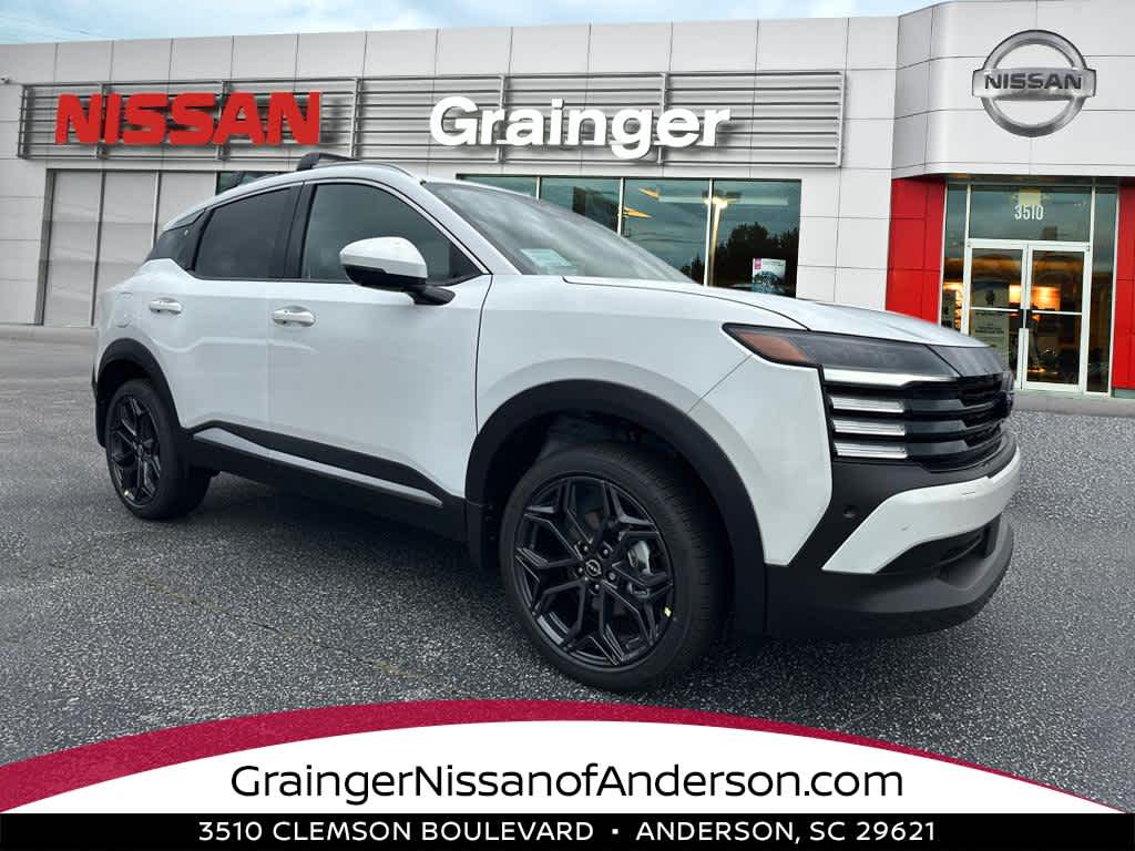 2025 Nissan Kicks SR