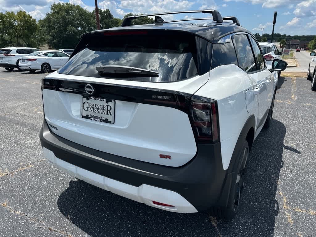 2025 Nissan Kicks SR