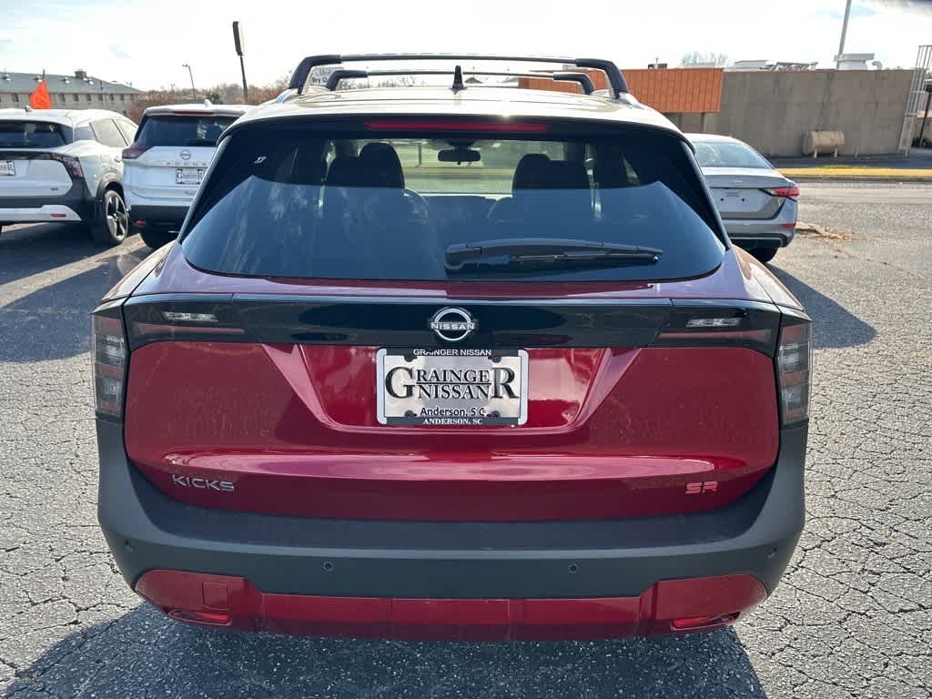 2026 Nissan Kicks SR