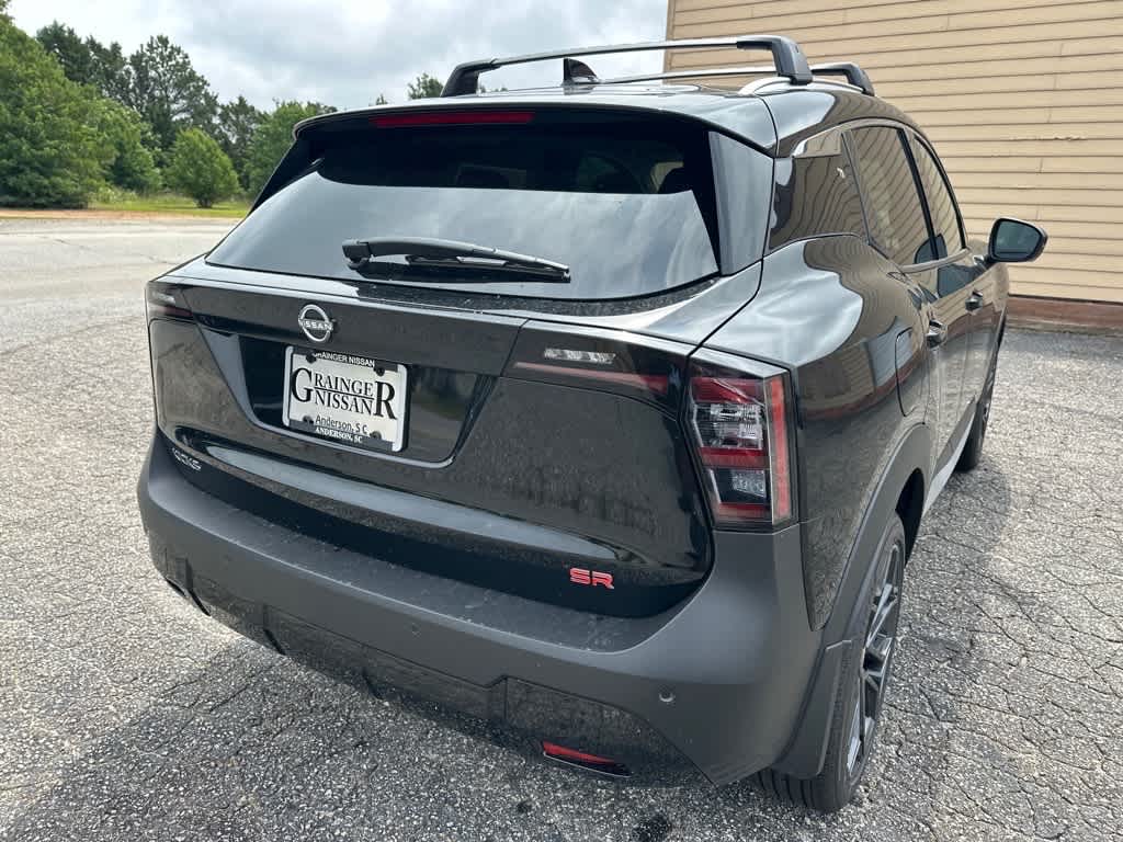 2025 Nissan Kicks SR