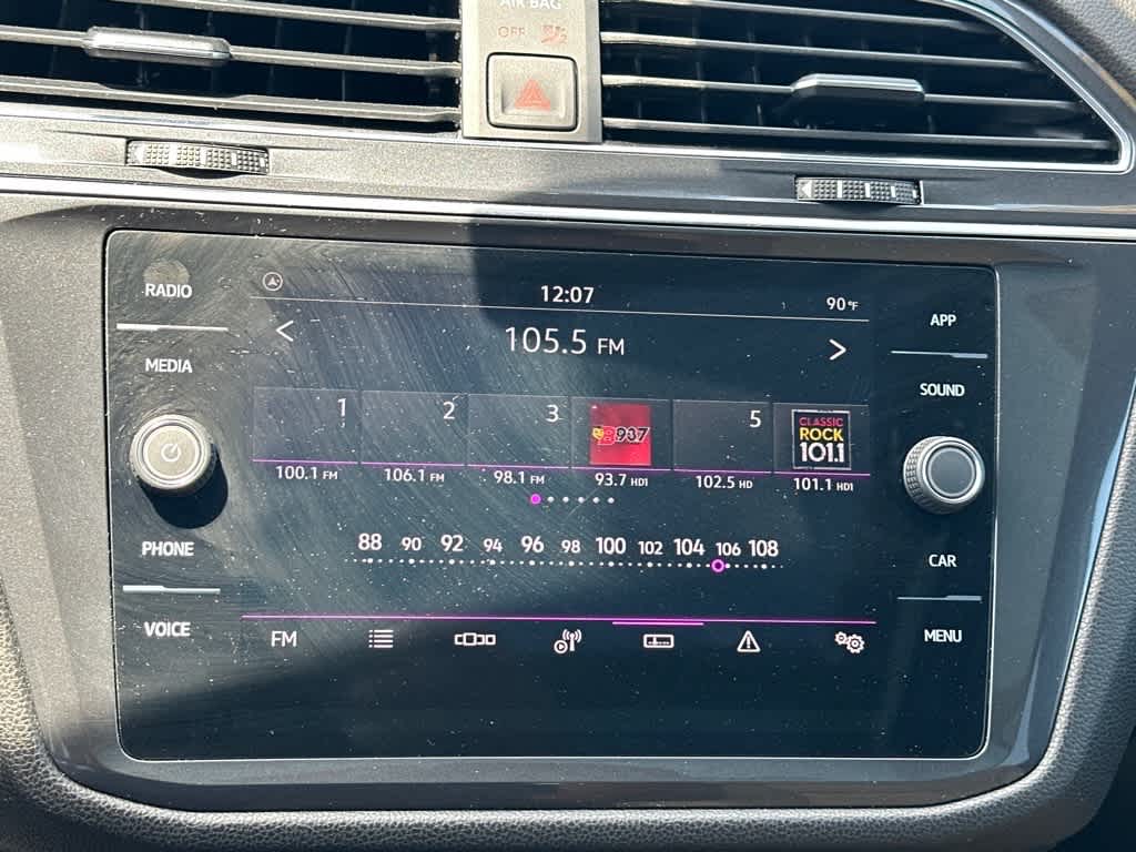 2023 Volkswagen Tiguan SE R-Line Black