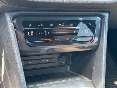 2023 Volkswagen Tiguan SE R-Line Black