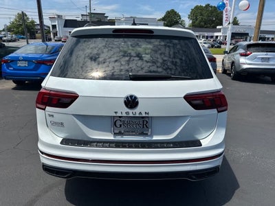 2023 Volkswagen Tiguan SE R-Line Black