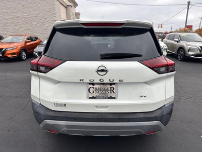 2021 Nissan Rogue SV