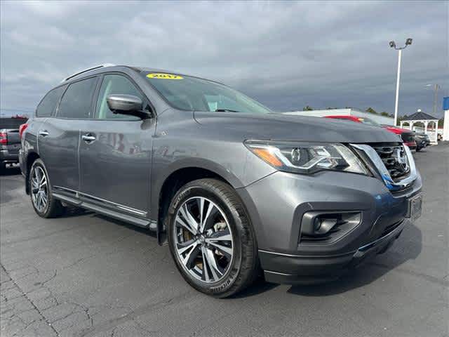 2017 Nissan Pathfinder Platinum