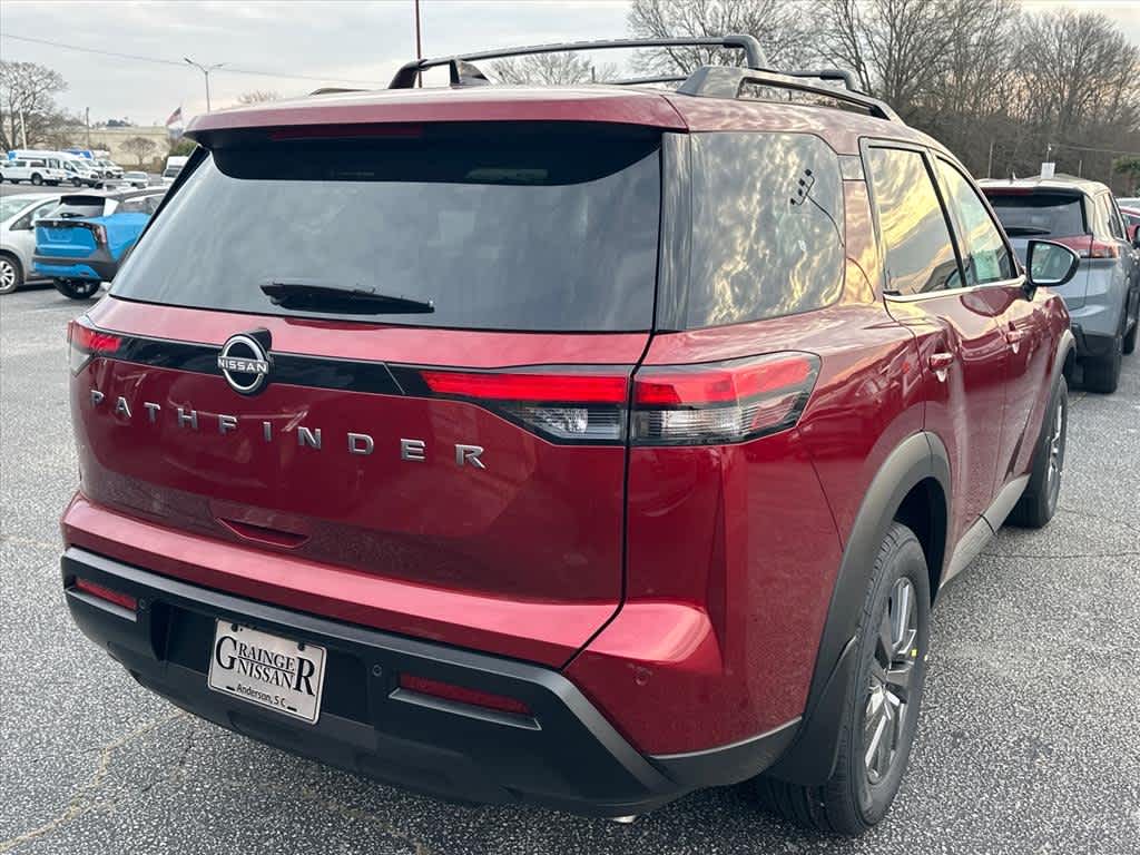 2026 Nissan Pathfinder SV