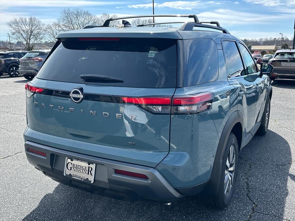 2026 Nissan Pathfinder SL