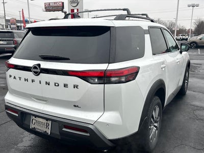 2026 Nissan Pathfinder SL