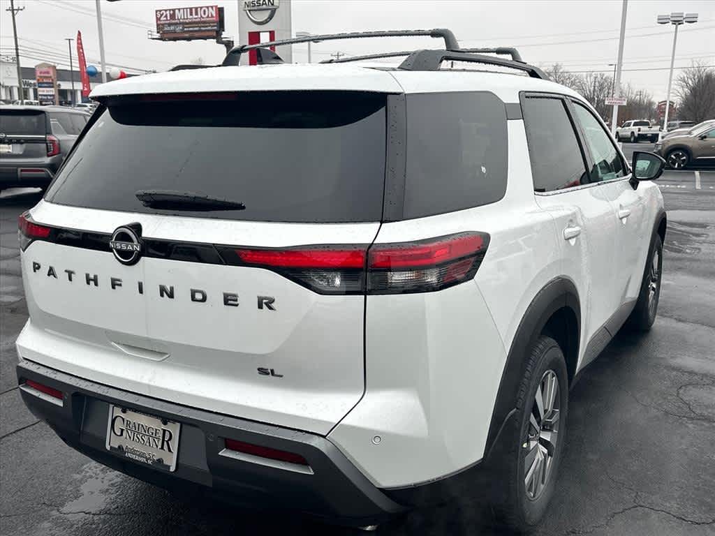 2026 Nissan Pathfinder SL