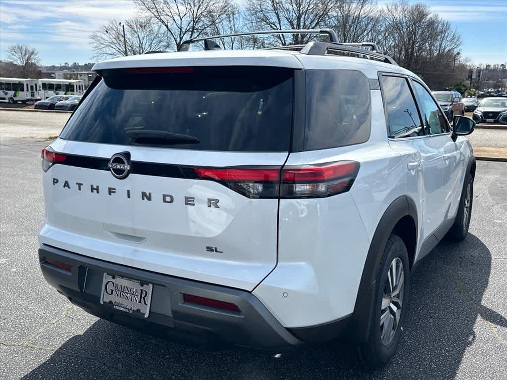 2026 Nissan Pathfinder SL