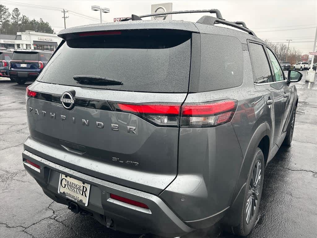 2026 Nissan Pathfinder SL