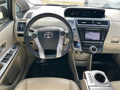 2017 Toyota Prius v Five