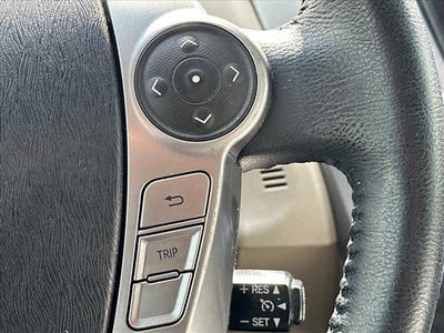 2017 Toyota Prius v Five