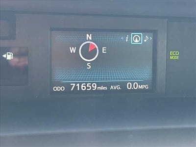 2017 Toyota Prius v Five