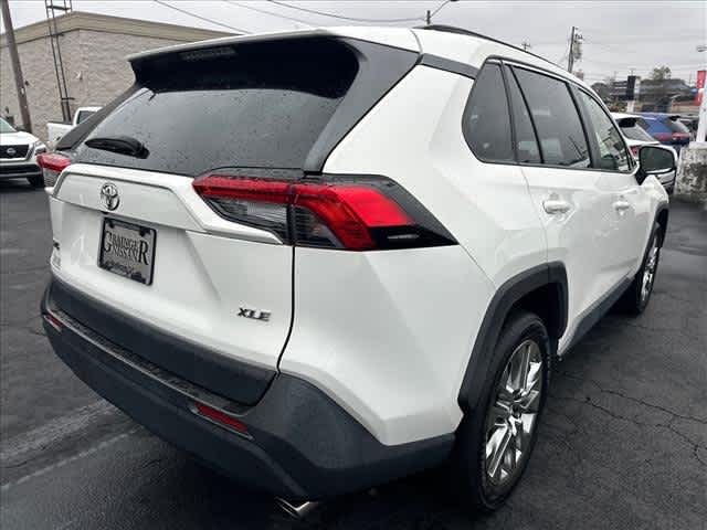 2019 Toyota RAV4 XLE Premium