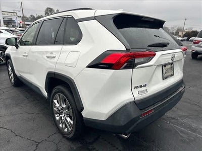 2019 Toyota RAV4 XLE Premium