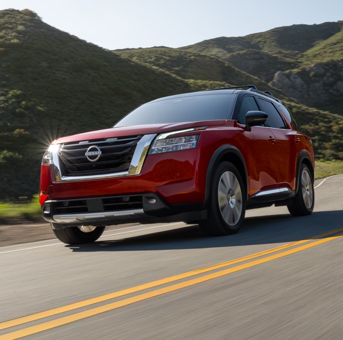 Nissan Pathfinder vs. Toyota Highlander Reliability